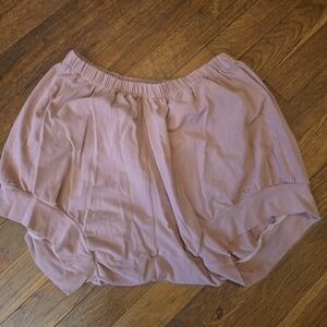 Motek Yoga Shorts from Etsy Shop